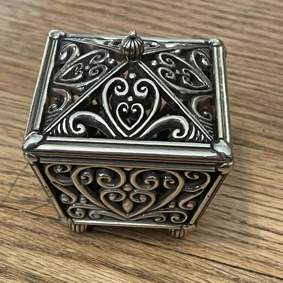 Brighton Metal Heart Trinket Box w Lid Beautiful jewelry box - Picture 5 of 12